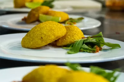 Empanadas bogotanas