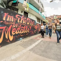 Medellin comuna 13 tour