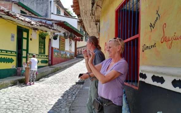 El Peñol and Guatape tour