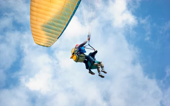 Parapente en Sopó cerca a Bogotá