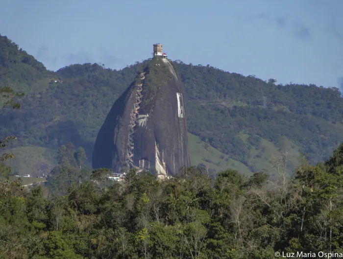 Piedra El Peñol