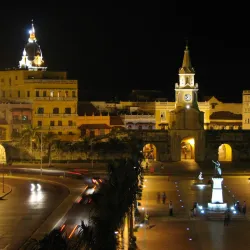 Puerta del reloj en Cartagena