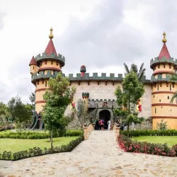 Tour Parque Jaime Duque