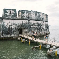 Paseo en bote alquilado por islas de Cartagena
