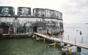 Paseo en bote alquilado por islas de Cartagena