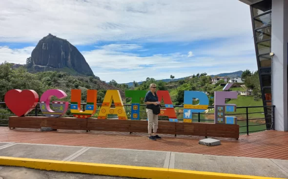 Tour a Guatapé y El Peñol desde Medellín