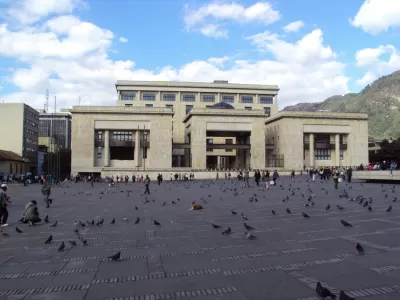 Plaza de Bolívar