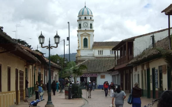 Lugares turísticos cerca a Bogotá