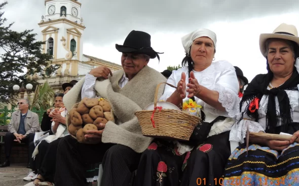 Small towns around Bogota tour