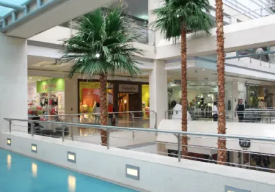 Centro comercial El Retiro