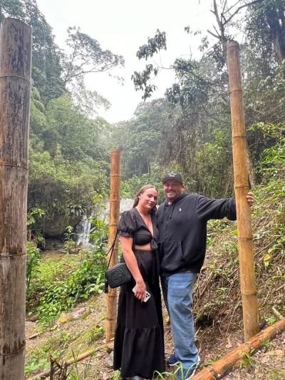 Couple on a coffee tour