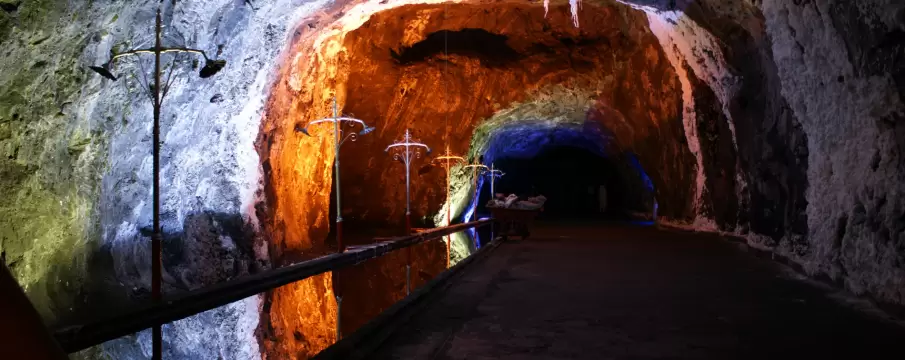 Nemocon mines tour