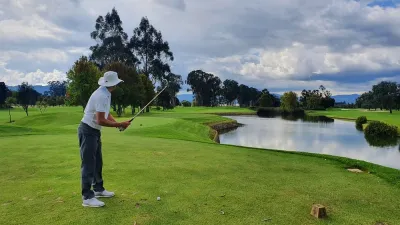 Golf course tour